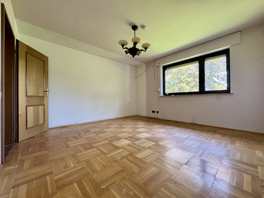 Schlafzimmer im EG Einfamilienhaus Bonn