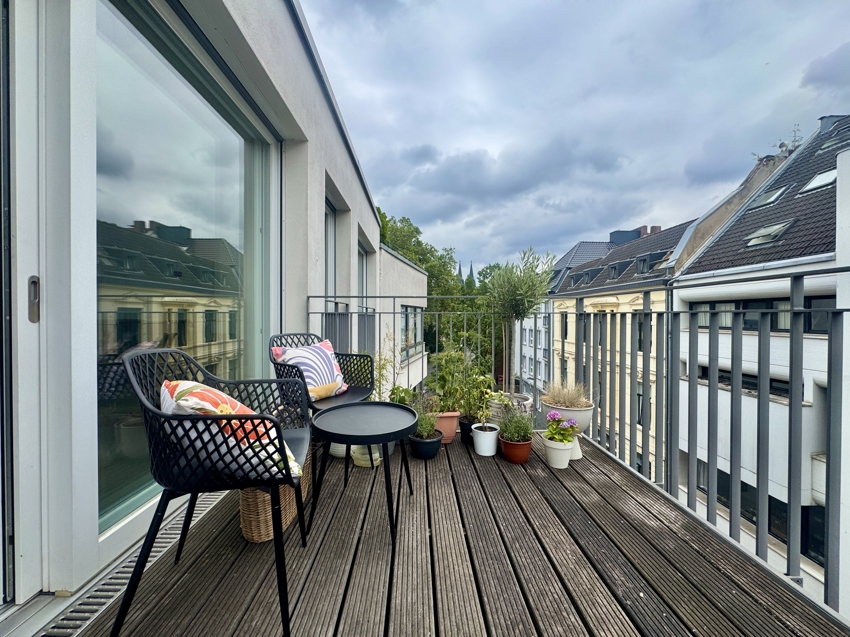 Balkon mit Dom-Blick II Etagenwohnung K�ln