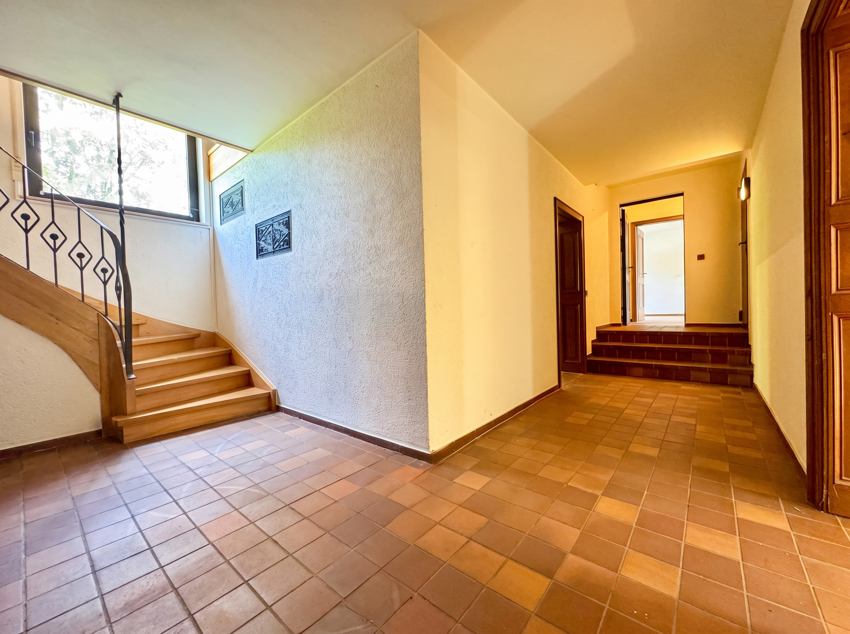 Flur im UG Zweifamilienhaus Bonn