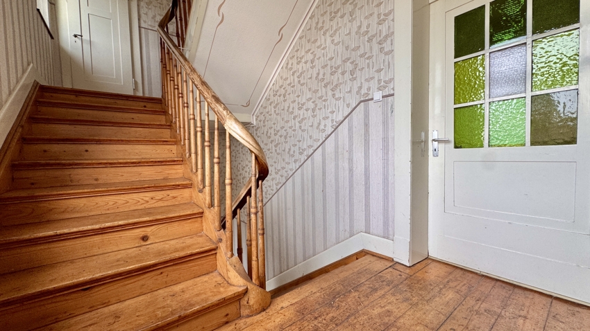 Gepflegtes Treppenhaus III Villa Leichlingen