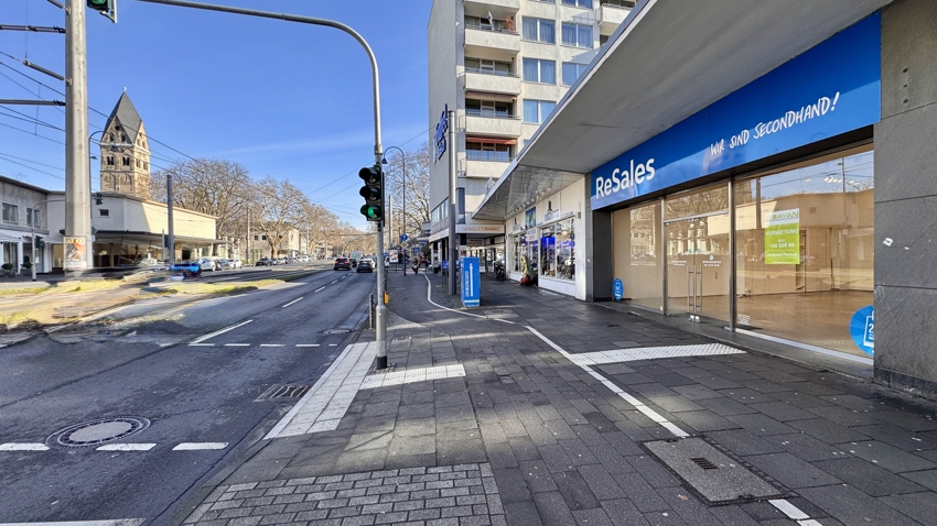 Stra�enansicht Ladenlokal K�ln