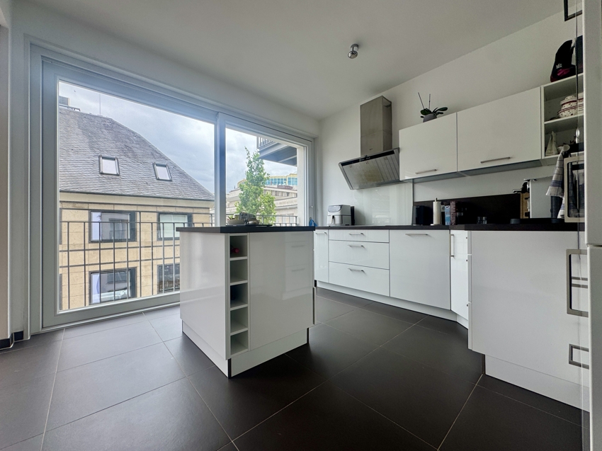 Einbauk�che inklusive III Etagenwohnung K�ln