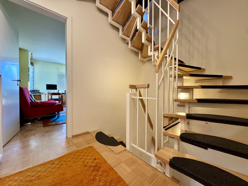 Treppenhaus 1.OG Doppelhaush�lfte Zeuthen