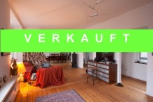 Wohnzimmer ** ALTBAU-CHARME MIT 3,10 M HOHEN DECKEN **
