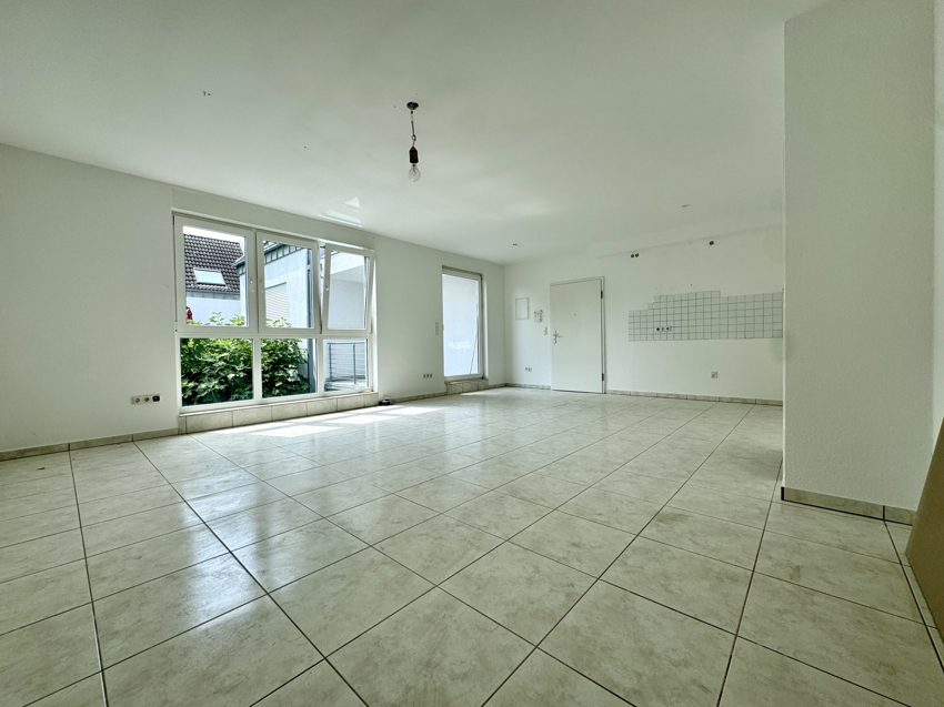 Riesiges Wohn-Esszimmer II Etagenwohnung H�rth / Efferen