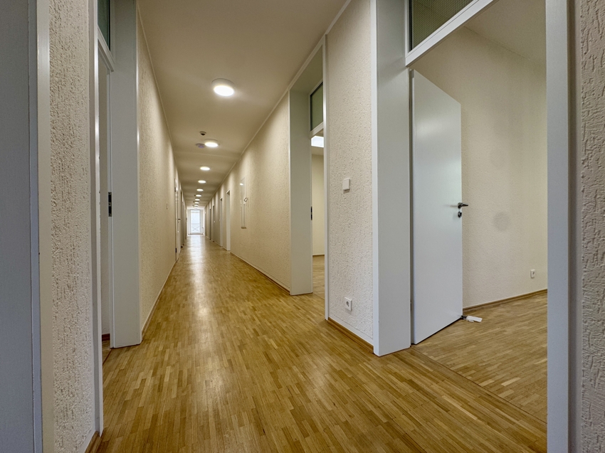 Blick in den Flur II B�rofl�che Bonn / S�dstadt