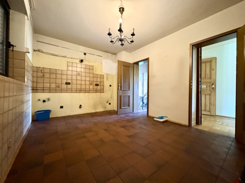 Gro�e, separate K�che Einfamilienhaus Bonn